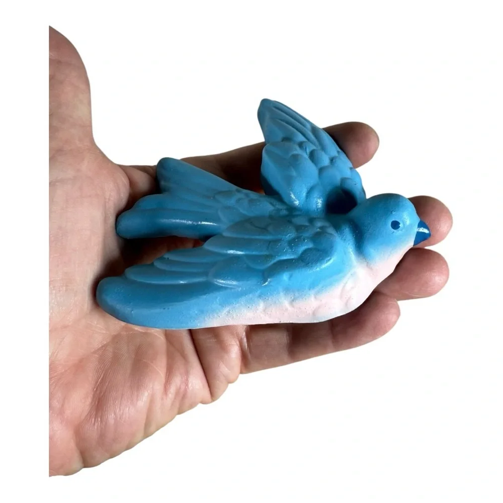 Pair of Chalkware‎ Blue Birds